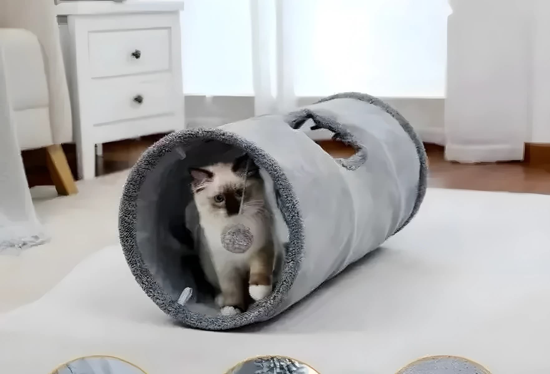 Skladací semišový tunel pre mačky - sivý/hnedý