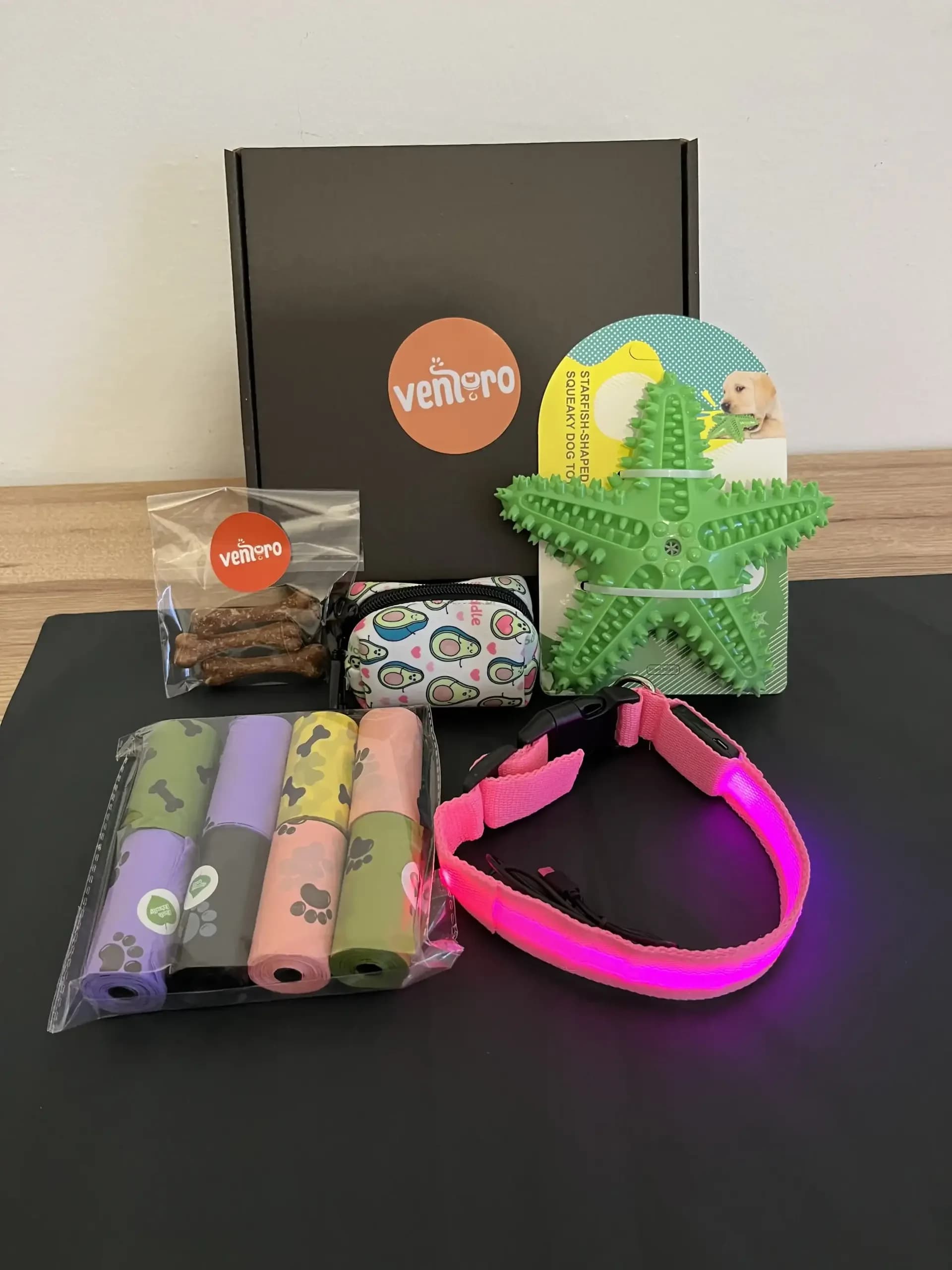 Výhodný set pro psa: LED obojek s USB nabíjením, sáčky, pouzdro a balzám na tlapky