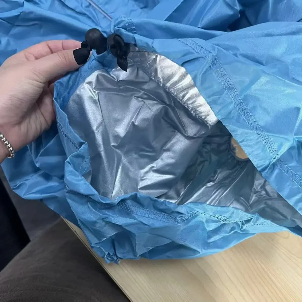 Sušiaci vak pre psov – rýchle sušenie psa po kúpaní